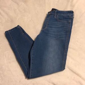 High-rise crop jeans